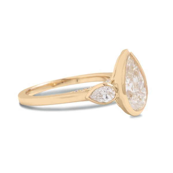 2.00ct Pear Lab Grown Diamond Tatum Ring Discount