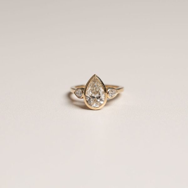 2.00ct Pear Lab Grown Diamond Tatum Ring Discount